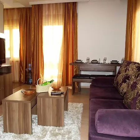 Roza Apartment *