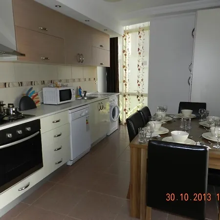 Roza Apartment Antalya
